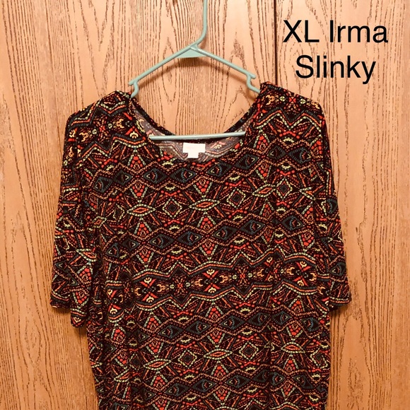 Lularoe tops, dresses, and TC leggings! EUC - Picture 8 of 16